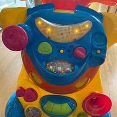 トイザらス手押しウォーカーバイク型の画像