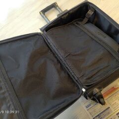 キャリーバッグ　黒　TSAロックの画像