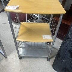 リサイクルショップどりーむ天保山店　No4692  キッチンラック　キャスター付き　コンセント付き　キッチン収納　の画像