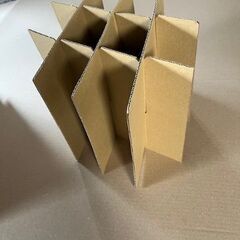 外箱用段ボール　仕切り付き　10枚セット　未使用品　27×26×23.5の画像