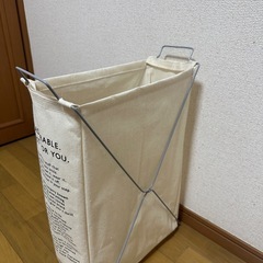【無料】折りたたみ式 ランドリーバッグ／収納バッグの画像