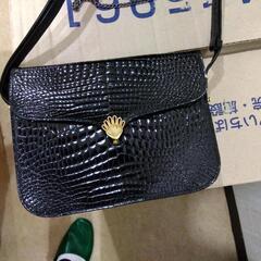 バック　1000円　1・6・7・8・18の画像