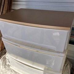 衣類や道具収納家具の画像