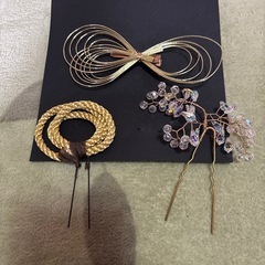 髪飾りの画像