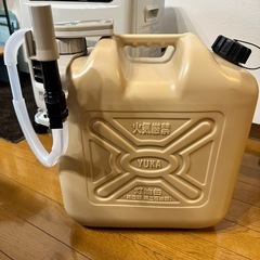 コロナ石油ファンヒーター最新版未使用、備品付きの画像