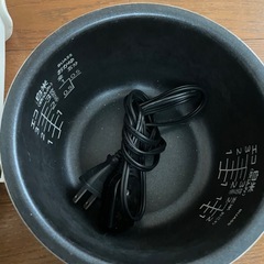  【中古】 タイガー マイコン炊飯器 炊きたて、 3合 ホワイト JBU-A550の画像