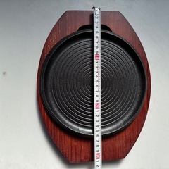 鉄板プレート 木台付き 鉄板プレート（丸型）／ステーキ皿・ハンバーグ皿・アウトドアにも（10枚セット）の画像