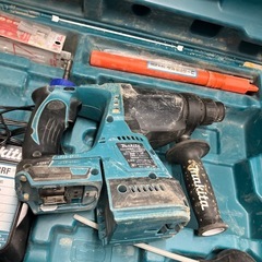I2512-247 makita 24mmハンマドリル HR244D バッテリーなし 通電確認済みの画像