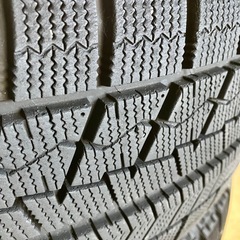 【バリ山】PCD100スタッドレス225/60R17の画像