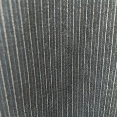 大きいサイズ　男性スーツ　濃い紺　3点セット　およそ4Lの画像