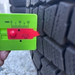 ２１５／６５Ｒ１６　９８Qの画像