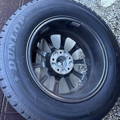 ２１５／６５Ｒ１６　９８Qの画像