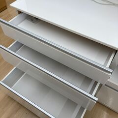 A-780【リユースのサカイ野々市店】食器棚（２枚扉）ホワイト NITORI ジモティ来店特価‼ クリーニング済みの画像