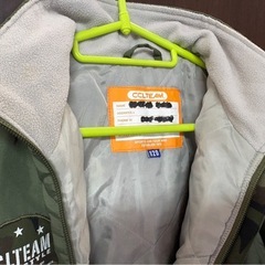 キッズ　スキーウェア 120㎝ つなぎ スノーウェア 男の子用 迷彩柄 古着 中古品 ③の画像