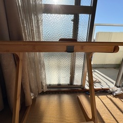 パソコンテーブルの画像