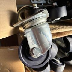 台車コマ　合計12個（12個まとめての金額です）の画像