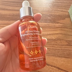 化粧水、美容液の画像