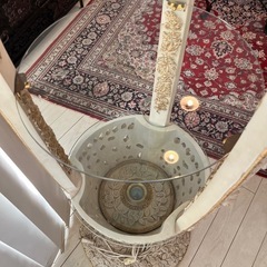 【商談中】飾り棚　ヨーロピアン　卵形キュリオの画像