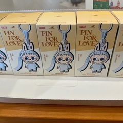 【正規品】LABUBU PIN FOR LOVE シリーズの画像