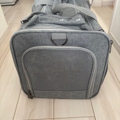 ペット用　キャリーケースの画像