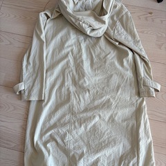 【ほぼ未使用】no rose without a thorn B7　コートの画像