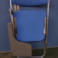 メモ台付折りたたみチェア(ノーリツイス製TPLT−39BL）在庫ありますの画像