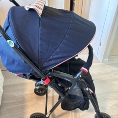 コンビ　combi ベビーカー
の画像