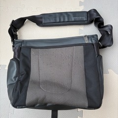 samsnite ショルダーバッグの画像