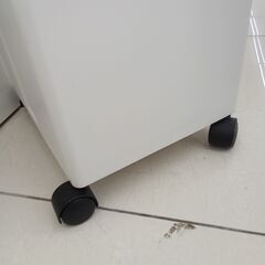 ★リユースのサカイ日立店★HJ8565  ダストボックス ホワイト H98.5×D27×W32 クリーニング済み の画像