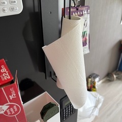 マグネット式スパイスラックとキッチンペーパーホルダーの画像