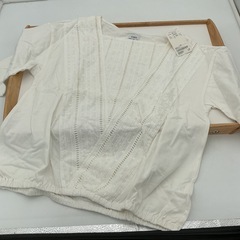 coen（コーエン） 2枚（白・黄色）※ただしシミあり •ikka（イッカ）1枚（グレー）の画像