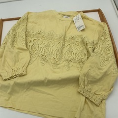 coen（コーエン） 2枚（白・黄色）※ただしシミあり •ikka（イッカ）1枚（グレー）の画像