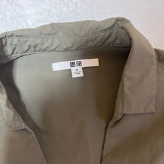 UNIQLO！カーキのワンピースの画像