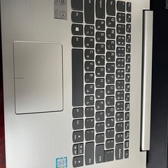 Lenovo ノートパソコンの画像