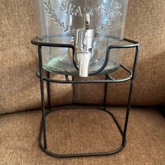 おしゃれなドリンクポットの画像