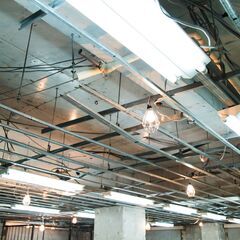 【月給35万円以上×電気工事士経験活かせる◎】《キャリアアップ×自己成長》資格支援制度で”電気工事士免許”などの取得目指せる！《手厚い10種手当》収入アップに直結◎【残業ほぼなし×月平均10時間程度】の画像