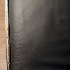 【お取引中】黒 合成皮革 ロングチェア クッション付きの画像