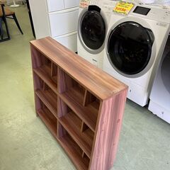 【リサイクルショップ ピカソ 小松原】📚🌿✨木目調 コミックラック／ナチュラルカフェ風収納棚✨📚★8157★の画像