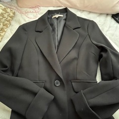 フォーマル　ワンピース、ジャケットの画像