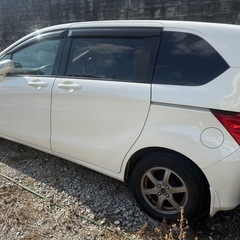 フリード　検R9年4月　の画像