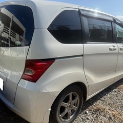 フリード　検R9年4月　の画像