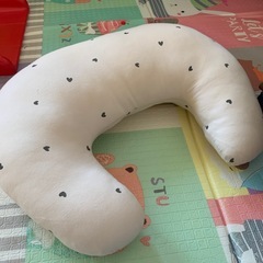 西松屋 授乳クッション（ハート柄）の画像