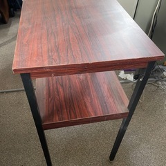 【100円】木目調の2段サイドテーブル（H70cm）【来週火曜・...