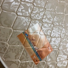 値下げしました　シングルベッド　クッションあり　美品です　２３日までで終了の画像