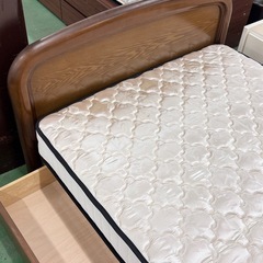 A1851🌟配送♻️組み立て🉑‼️セミダブルベッド枠　マットレス付きセット　引き出し有り🌟の画像