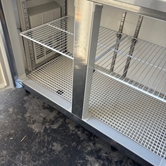 美品 ホシザキ 419L テーブル形冷蔵庫 RT-180SNG 2022年製 コールドテーブル 幅1800㎜の画像