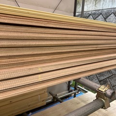 ラワンベニア5.5mm 3尺×6尺=10枚単位で売買致しますの画像