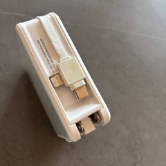 【大掃除大特価】モバイルバッテリーの画像