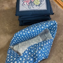 再度、値下げします。お客様用座布団の画像