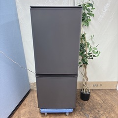 I659 🌈 ジモティー限定価格！ 2022年製の美品♪ MITSUBISHI 冷蔵庫 (146L) ⭐ 動作確認済 ⭐ クリーニング済の画像
